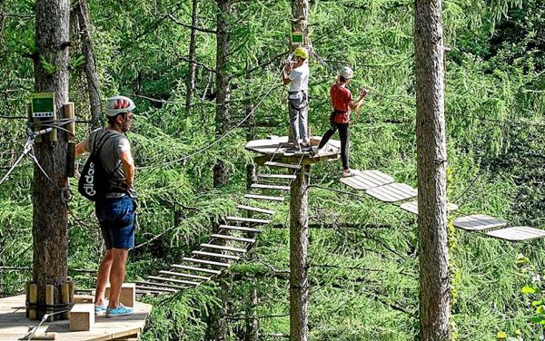 irisarri land - Hostal Ansonea